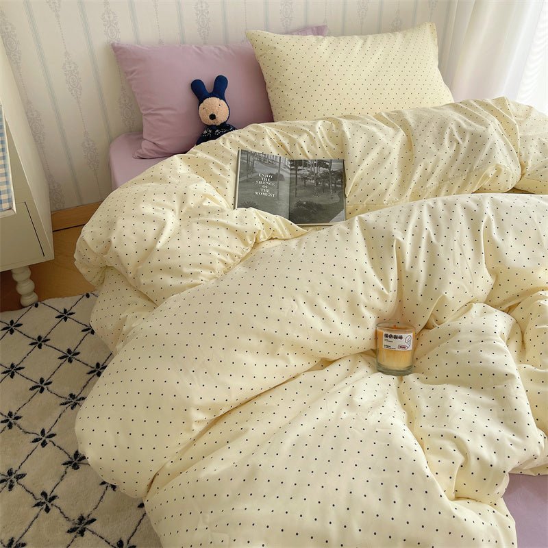 Dotted Charm Bedding Set - WhisperLinens