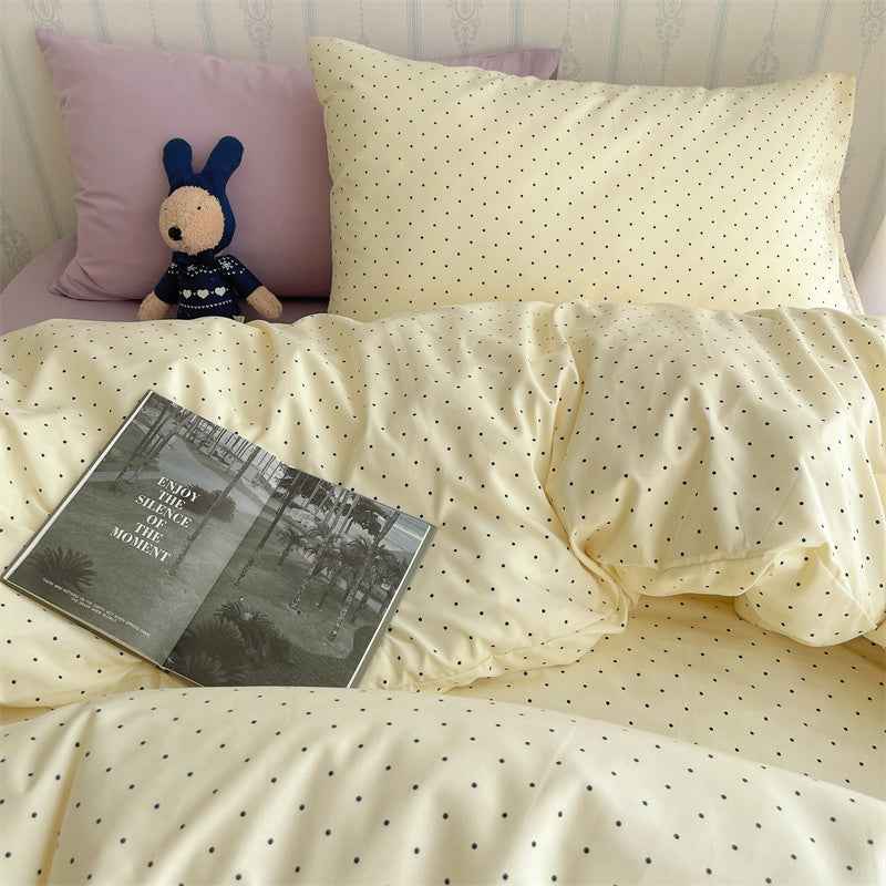 Dotted Charm Bedding Set - WhisperLinens