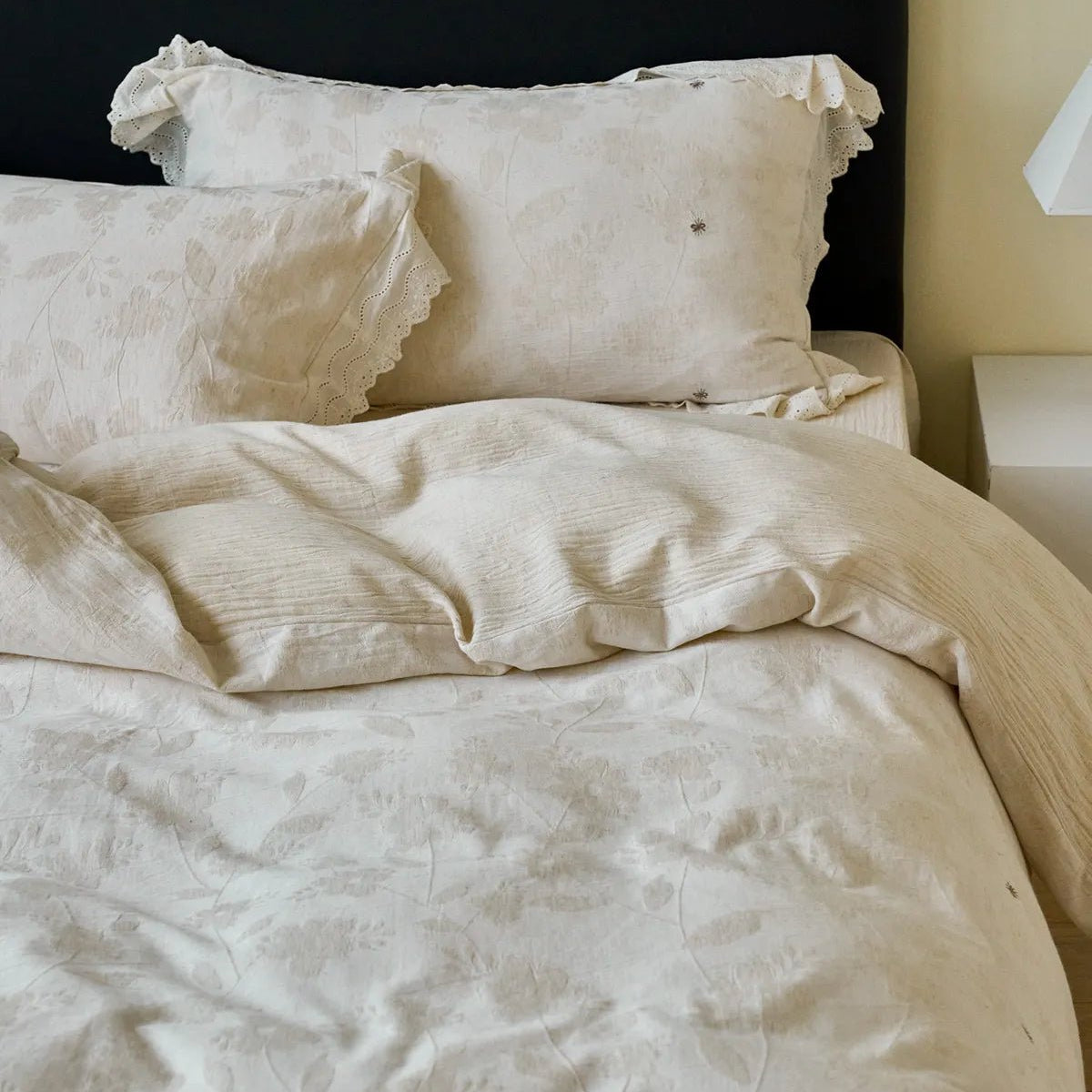 Eloise Eyelet Lace Jacquard Cotton-Linen Bedding Set - WhisperLinens