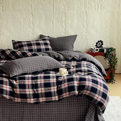 Heritage Plaid Cotton Bedding Set - WhisperLinens