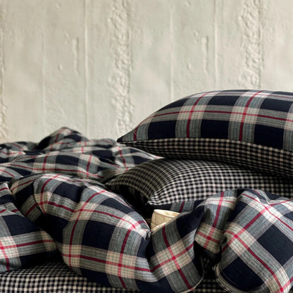 Heritage Plaid Cotton Bedding Set - WhisperLinens
