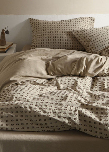Amberlyn Dotted Cotton Bedding Set