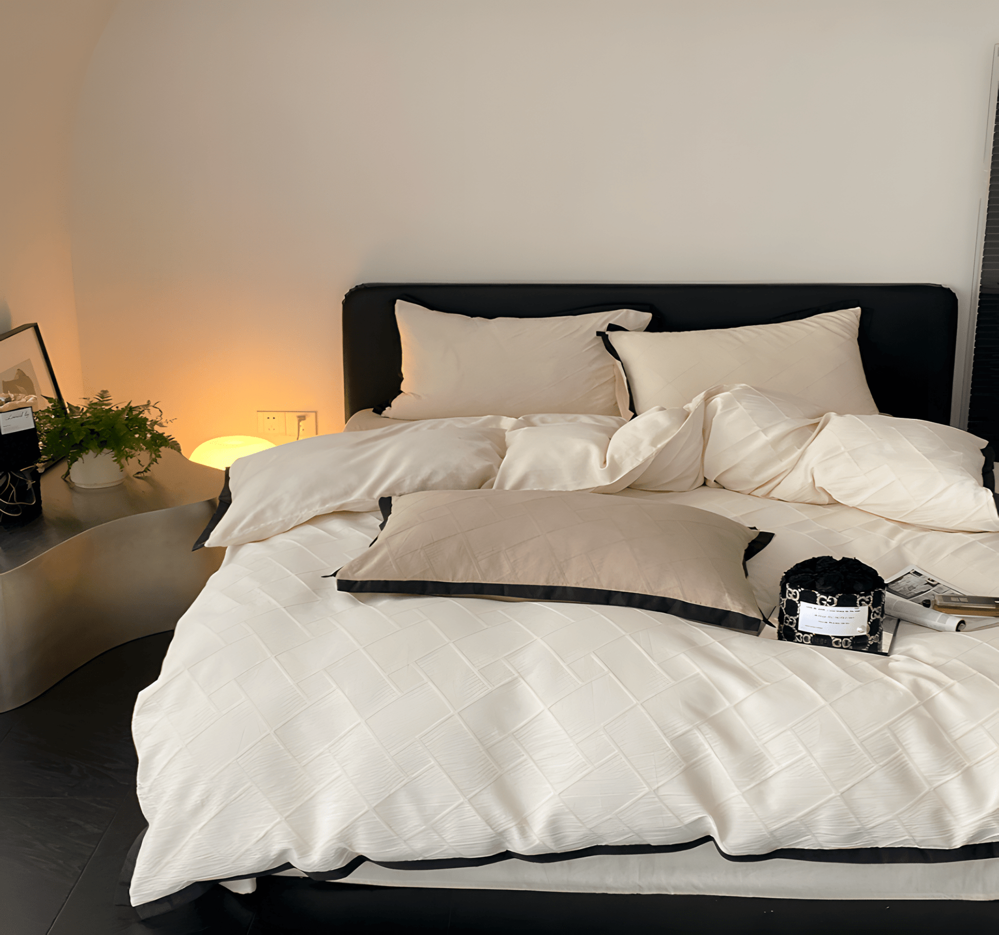 Luxe Noir Diamond Cotton Bedding Set - WhisperLinens