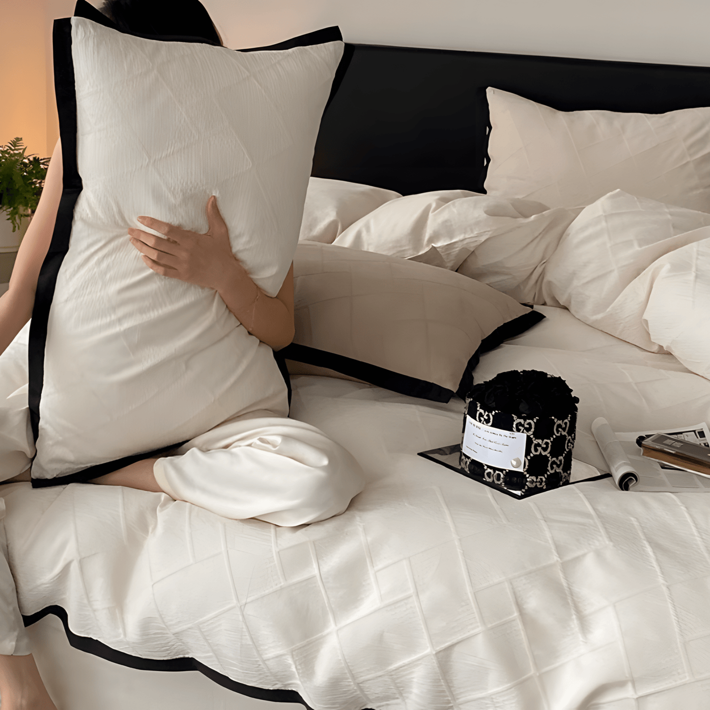 Luxe Noir Diamond Cotton Bedding Set - WhisperLinens