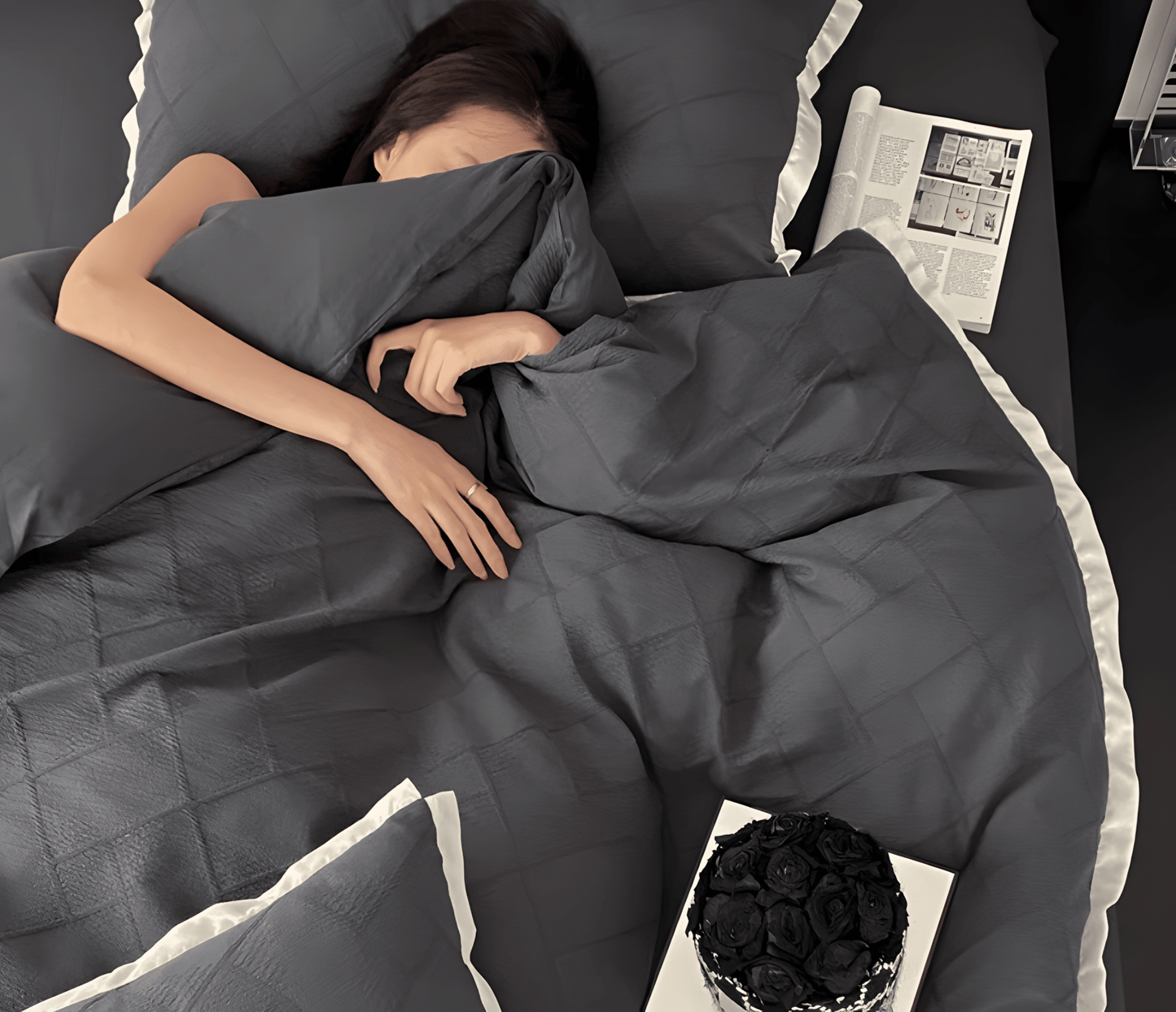 Luxe Noir Diamond Cotton Bedding Set - WhisperLinens