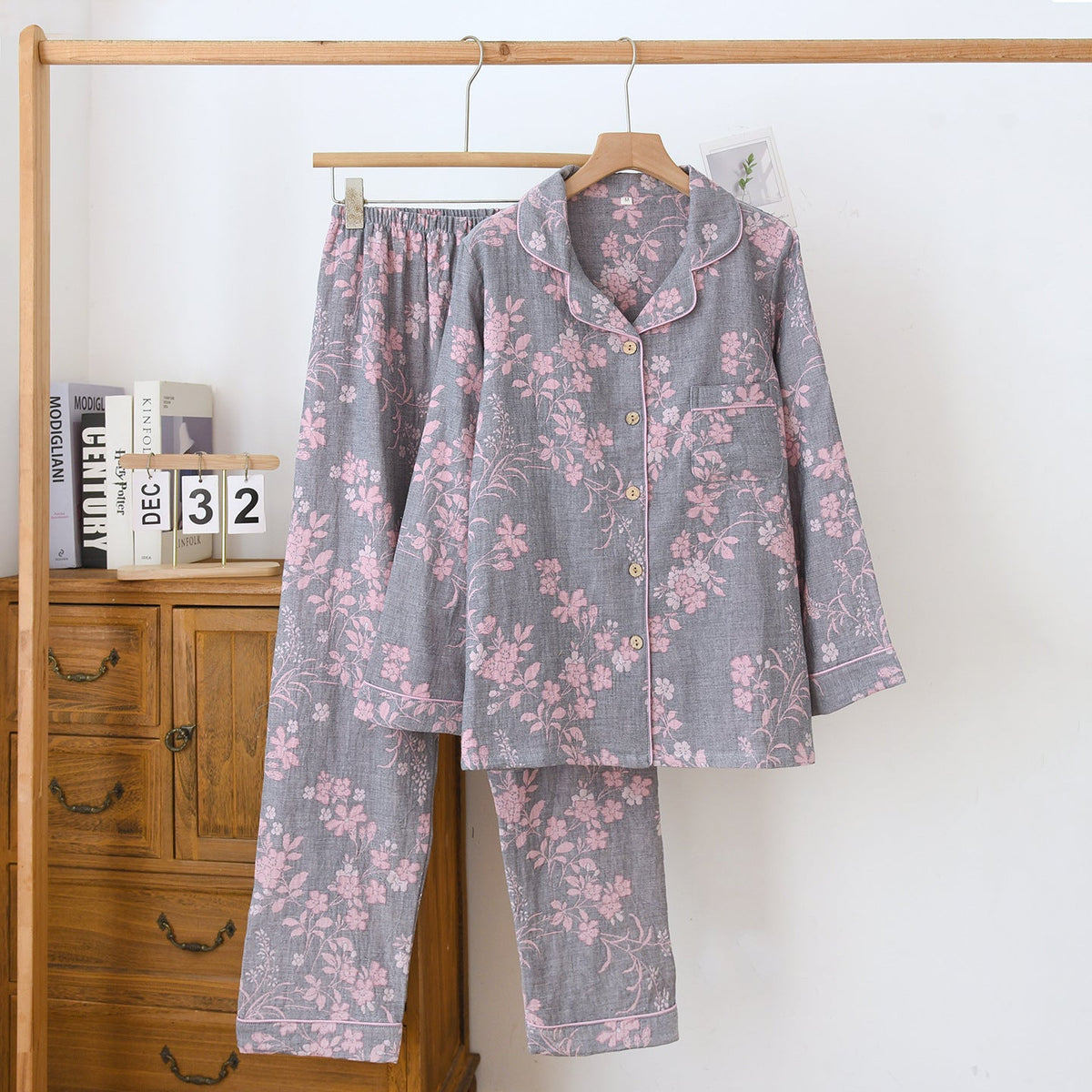 Odette Botanical Long-Sleeve Cotton Pajama Set - WhisperLinens