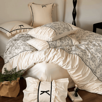Parisian Elegance Bow-Tie Bedding Set / Cream White - WhisperLinens