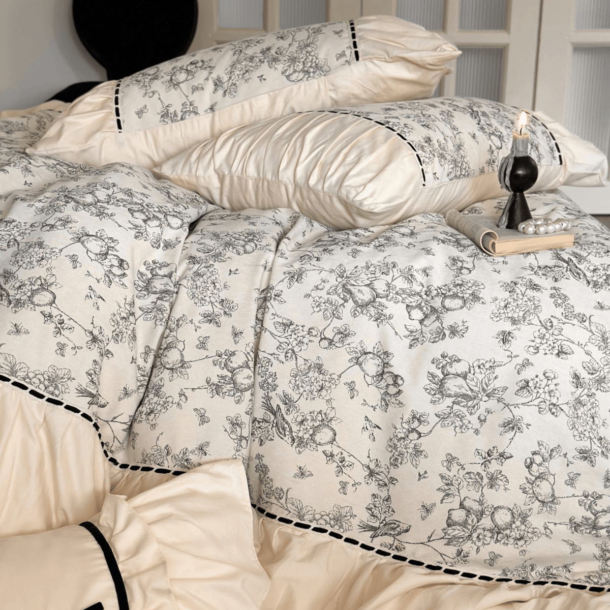 Parisian Elegance Bow-Tie Bedding Set / Cream White - WhisperLinens