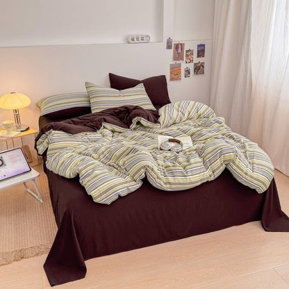 Retro Stripe Bedding Set - WhisperLinens