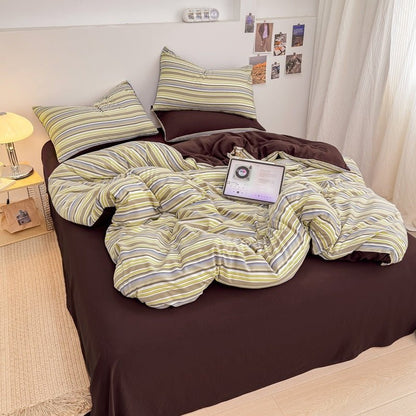 Retro Stripe Bedding Set - WhisperLinens
