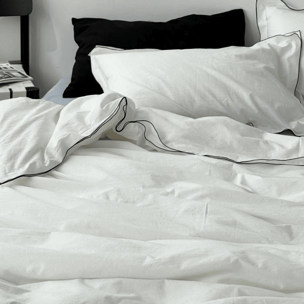 Seren Black Piped Trim Washed Cotton Bedding Set - WhisperLinens