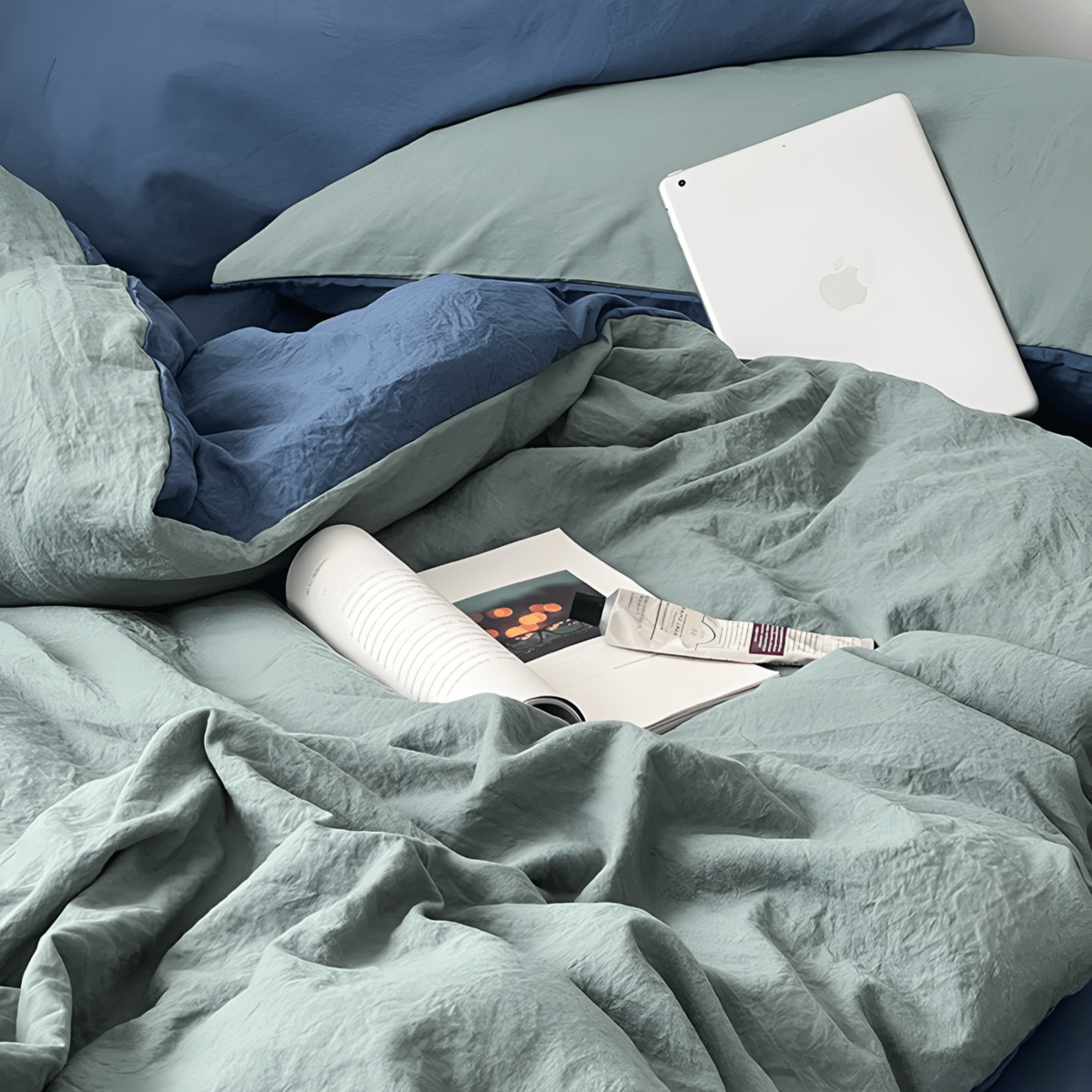 Blue & Fresh Green Cotton Bedding Set