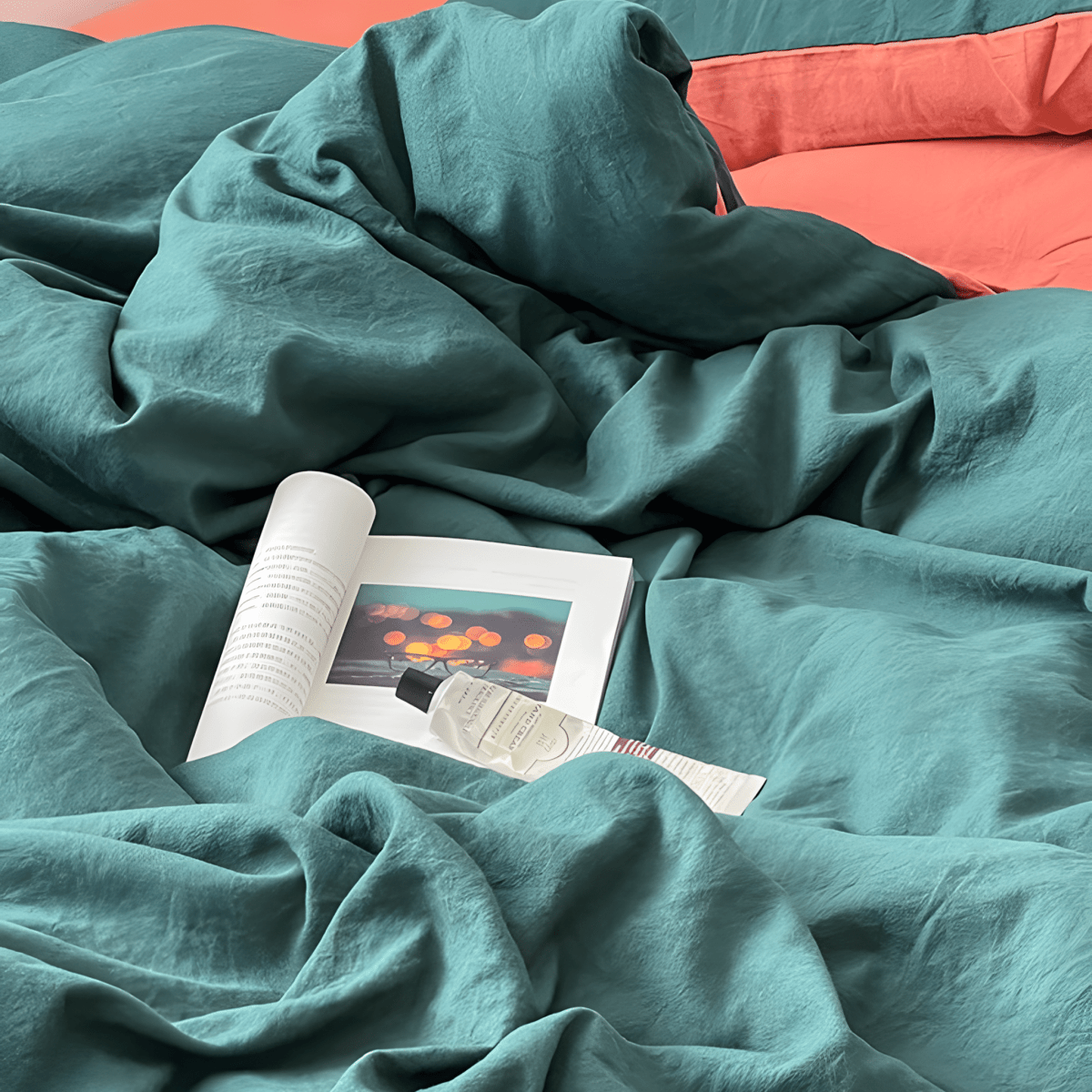 Two-Tone Cotton Bedding Set | Green Base with Contrast Options - WhisperLinens