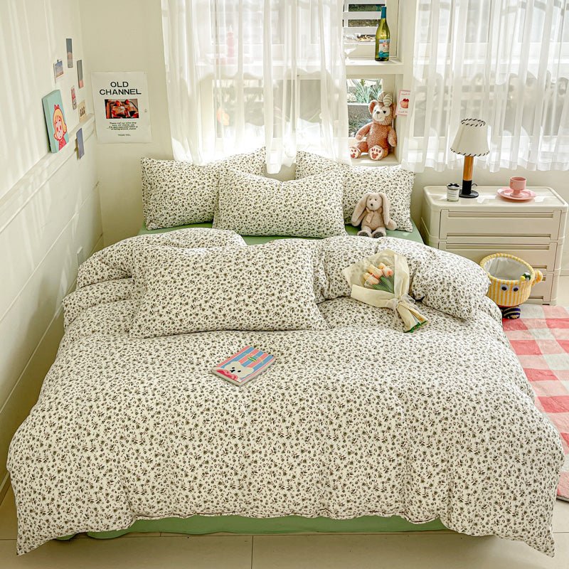 Vintage Blossom Bedding Set - WhisperLinens