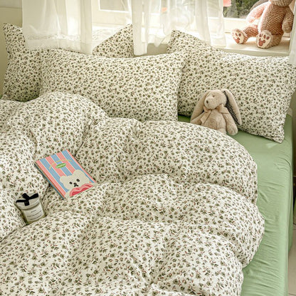 Vintage Blossom Bedding Set - WhisperLinens