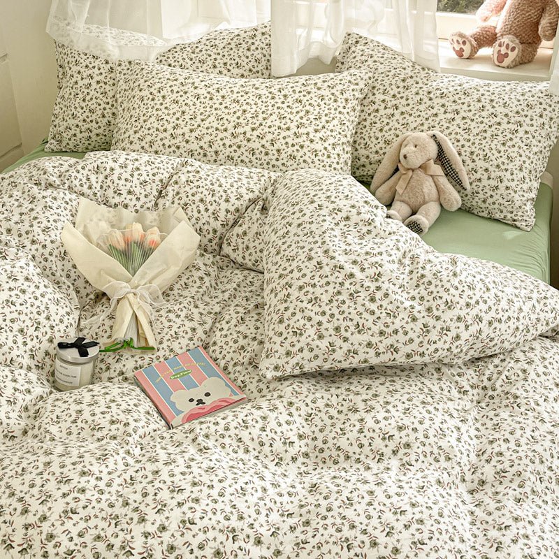 Vintage Blossom Bedding Set - WhisperLinens