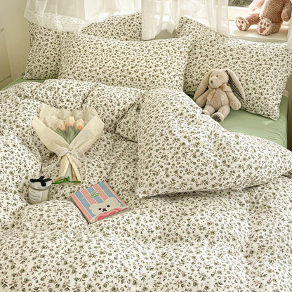 Vintage Blossom Bedding Set - WhisperLinens
