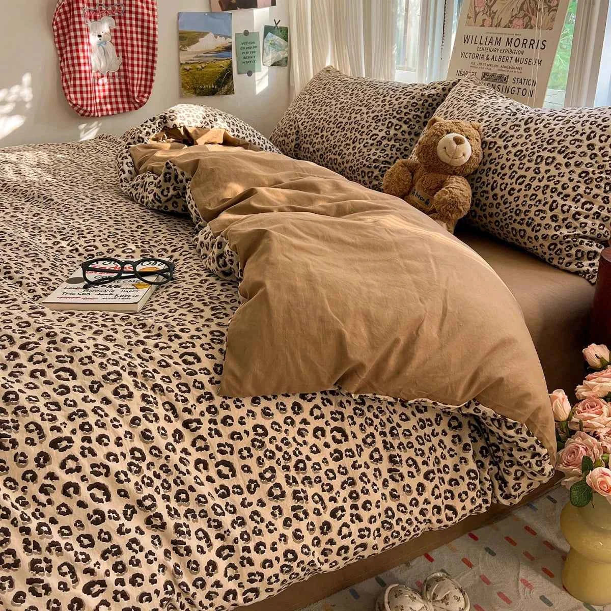 Vintage Leopard Print Bedding Set