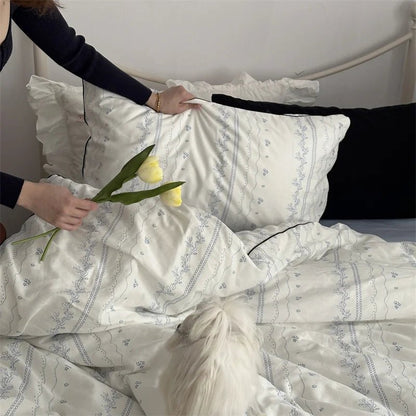 White Floral Ruffle Cotton Bedding Set - WhisperLinens